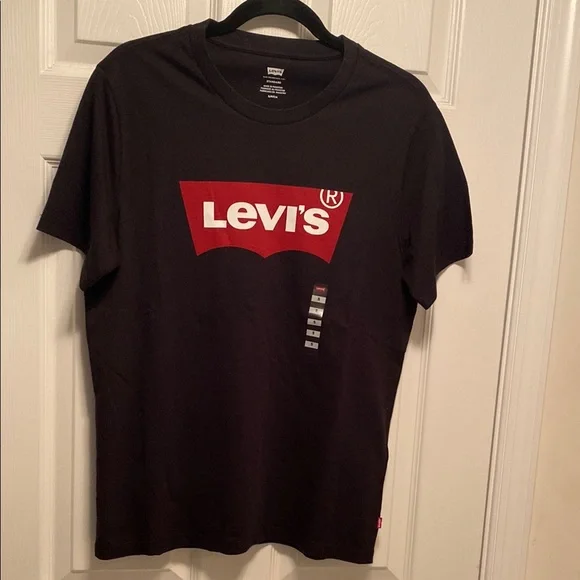 Brand New Levi's Men's Black T-Shirt…size S - Picture 1 of 5